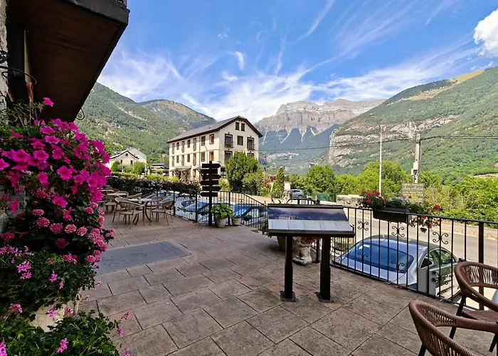 Edelweiss Hotel